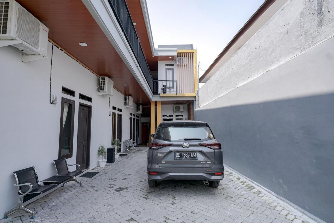Reddoorz @ Jalan Urip Sumoharjo Lampung Hotel Bandar Lampung Exterior photo